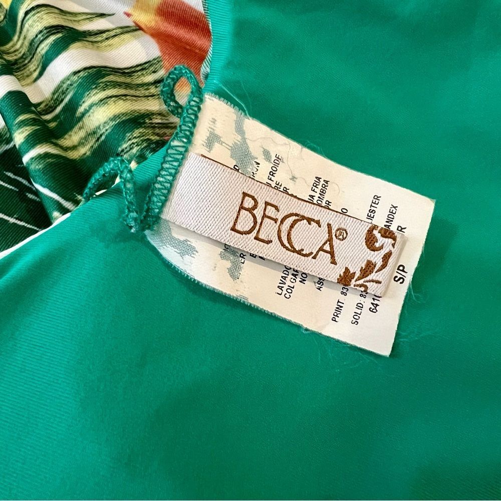 BECCA One Piece Reversible Swimsuit Palm Floral Multi and Solid Green Size Small - Picture 10 of 11